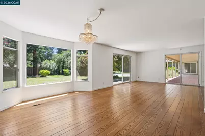 304 Willoughby Court, Lafayette, CA 94549 - Photo 8