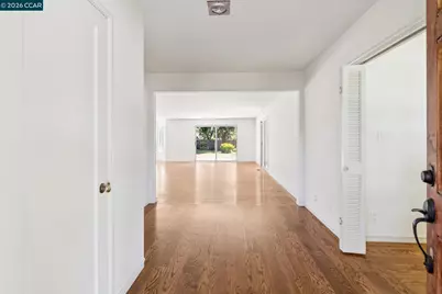 304 Willoughby Court, Lafayette, CA 94549 - Photo 4