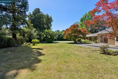 304 Willoughby Court, Lafayette, CA 94549 - Photo 26