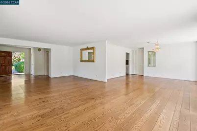 304 Willoughby Court, Lafayette, CA 94549 - Photo 6