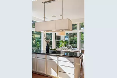 35 Bay Forest Ct, Oakland, CA 94611 - Photo 16