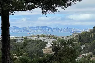35 Bay Forest Ct, Oakland, CA 94611 - Photo 1