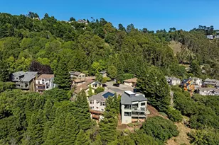 35 Bay Forest Ct, Oakland, CA 94611 - Photo 38