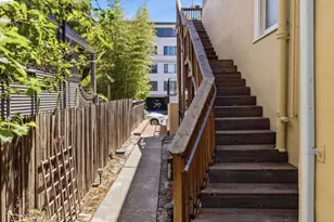339 Hanover Ave, Oakland, CA 94606 - Photo 10