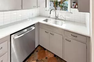 339 Hanover Ave, Oakland, CA 94606 - Photo 28