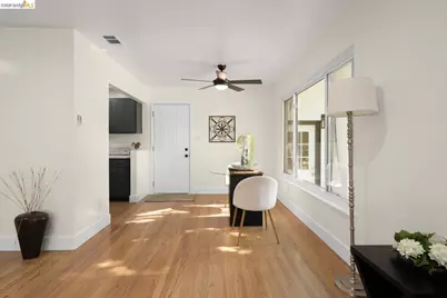 6501 Oakbrook Dr, Fair Oaks, CA 95628 - Photo 12