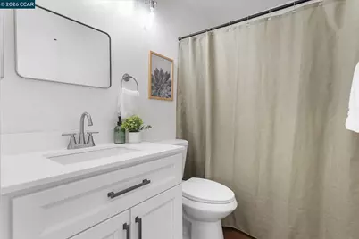2407 Bay Meadows Cir, Pleasanton, CA 94566 - Photo 20