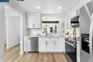 2407 Bay Meadows Cir, Pleasanton, CA 94566 - Photo 10