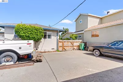 1251 Bellina St, Hayward, CA 94541 - Photo 6