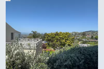 2546 Alva Ave, El Cerrito, CA 94530 - Photo 40