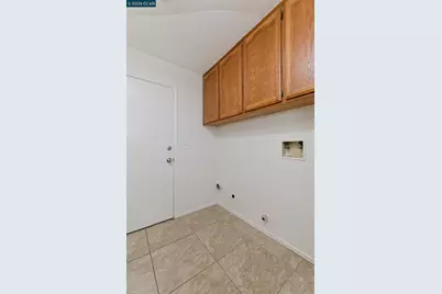 8017 Spengler Dr, Sacramento, CA 95828 - Photo 12