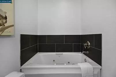 10 Swansea Ln, Pleasant Hill, CA 94523 - Photo 16