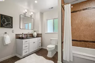 3306 West St, Oakland, CA 94608 - Photo 30