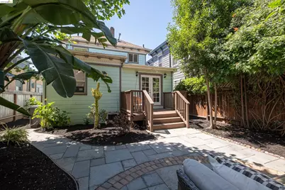 3306 West St, Oakland, CA 94608 - Photo 44