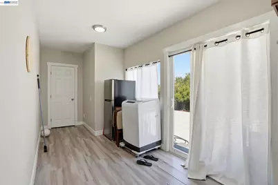2102 Overhill Rd, Concord, CA 94520 - Photo 26