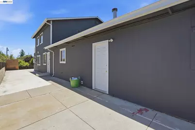 2102 Overhill Rd, Concord, CA 94520 - Photo 40