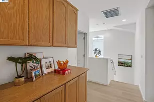 221 Dutra Vernaci Dr, Union City, CA 94587 - Photo 32