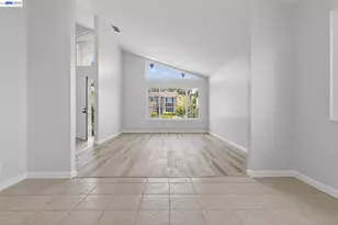 247 Sparrow Dr, Hercules, CA 94547 - Photo 10