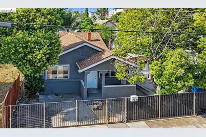 704 9th St, Antioch, CA 94509 - Photo 2