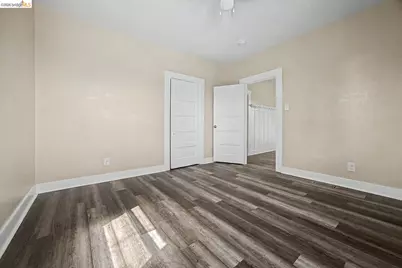 704 9th St, Antioch, CA 94509 - Photo 12