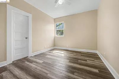 704 9th St, Antioch, CA 94509 - Photo 16