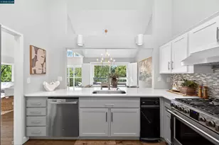 533 Monarch Ridge Dr, Walnut Creek, CA 94597 - Photo 8