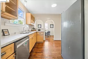 5340 Walnut St, Oakland, CA 94619 - Photo 12