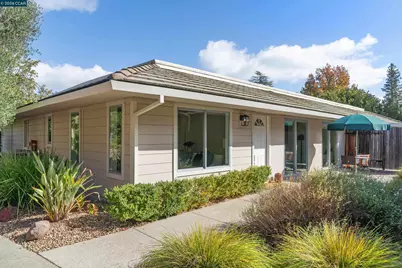2933 Ptarmigan Dr #3, Walnut Creek, CA 94595 - Photo 2