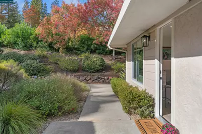 2933 Ptarmigan Dr #3, Walnut Creek, CA 94595 - Photo 4