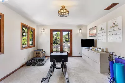 630 Rock Isle, Alameda, CA 94501 - Photo 40