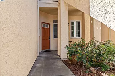 7145 Dublin Meadows St #D, Dublin, CA 94568 - Photo 8