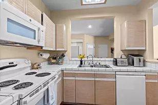 7145 Dublin Meadows St, Dublin, CA 94568 - Photo 14
