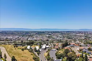 2433 Fox Ridge Dr, Castro Valley, CA 94546 - Photo 74