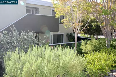 2057 Golden Rain Rd #8, Walnut Creek, CA 94595 - Photo 2