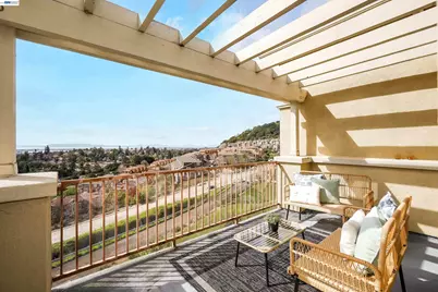 6299 Rocky Point Ct, Oakland, CA 94605 - Photo 18