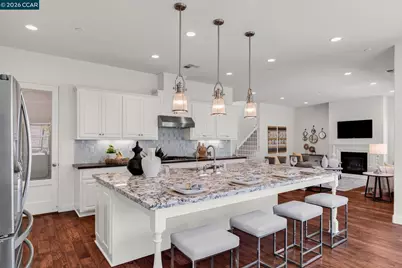 4252 Oak Knoll Dr, Dublin, CA 94568 - Photo 14