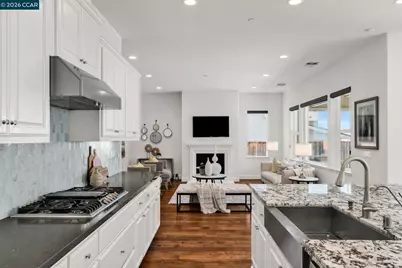4252 Oak Knoll Dr, Dublin, CA 94568 - Photo 18