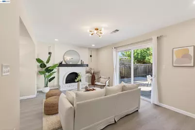 9792 Broadmoor Dr, San Ramon, CA 94583 - Photo 8