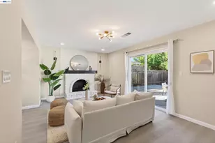 9792 Broadmoor Dr, San Ramon, CA 94583 - Photo 8
