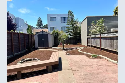 133-135 11th Ave, San Francisco, CA 94118 - Photo 24
