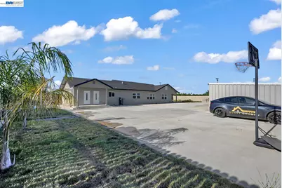 5825 Geer Rd, Hughson, CA 95326 - Photo 38