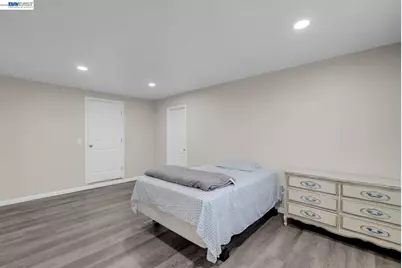 5825 Geer Rd, Hughson, CA 95326 - Photo 16