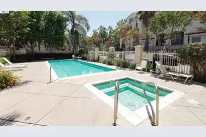 45 Parc Pl, Milpitas, CA 95035 - Photo 10