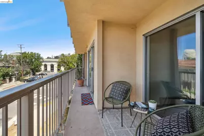 2 Panoramic Way #105, Berkeley, CA 94704 - Photo 10