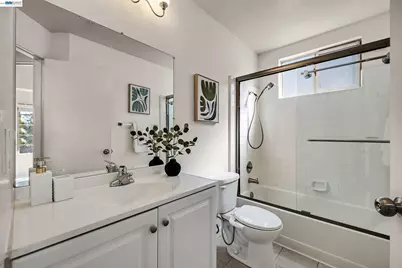 4290 Tiburon Dr, Fremont, CA 94555 - Photo 18