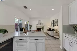 4290 Tiburon Dr, Fremont, CA 94555 - Photo 10