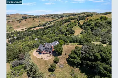 224 Bear Oaks Lane, Martinez, CA 94553 - Photo 2