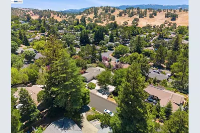 656 La Vista Rd, Walnut Creek, CA 94598 - Photo 48