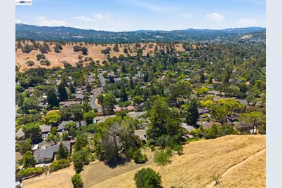 656 La Vista Rd, Walnut Creek, CA 94598 - Photo 52