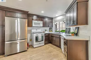 385 Kensington Common, Livermore, CA 94551 - Photo 10
